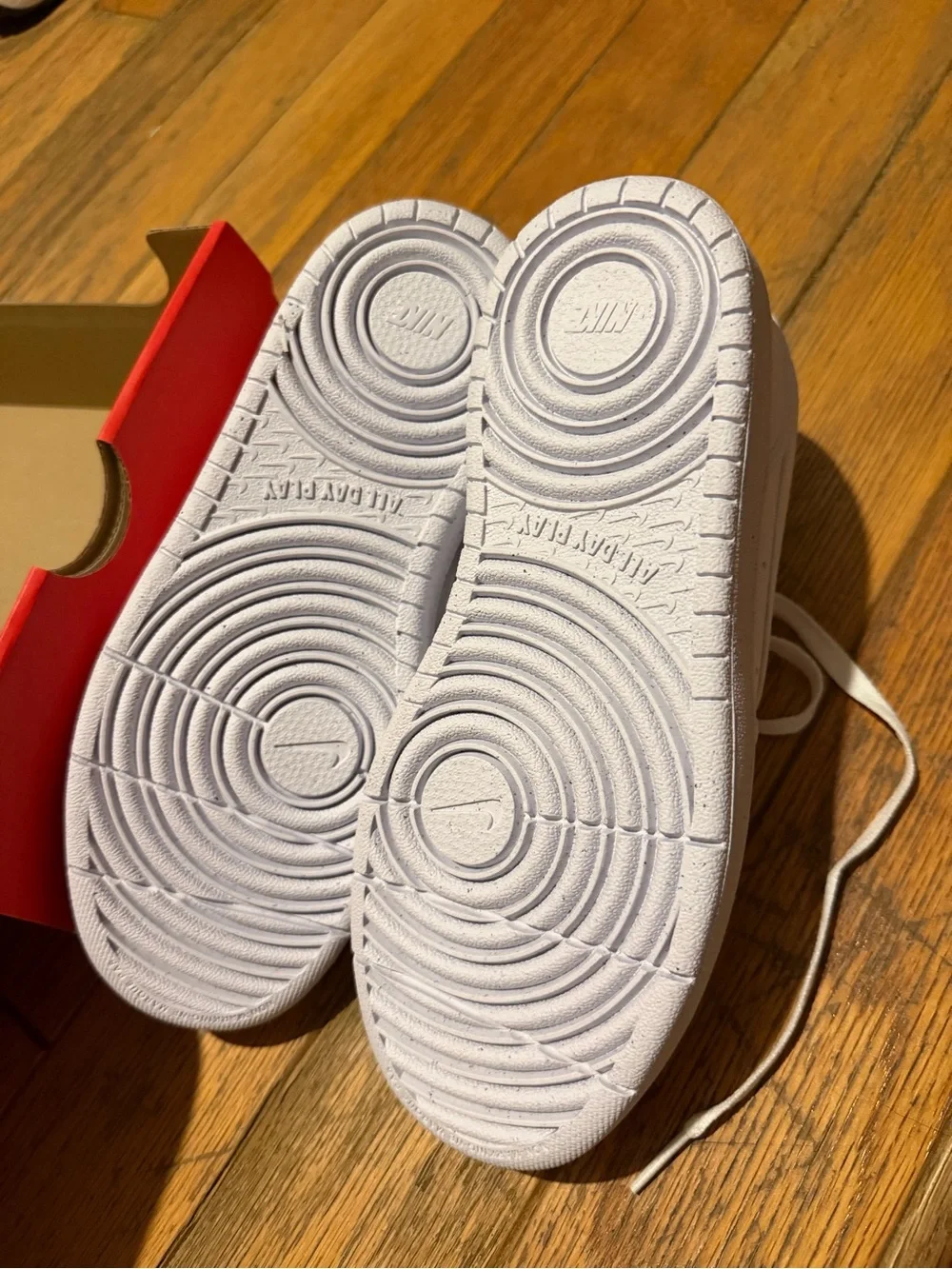Nike Kids White Low-Top Casual Sneakers